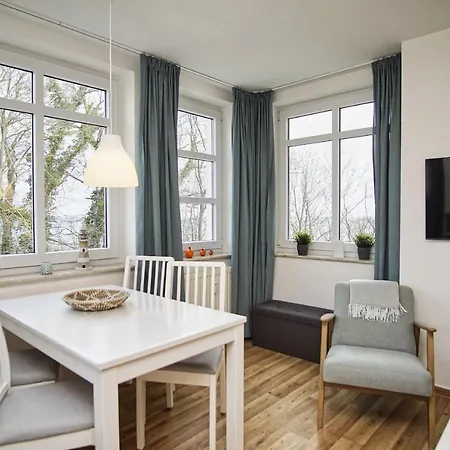 Villa Strandmuschel Ferienwohnung 06 Goehren (Ruegen)