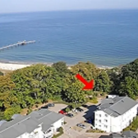 Apartment Strandmuschel: Beachside Retreat With Balcony And Wellness Access